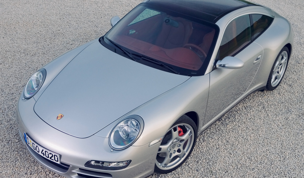 Серый Porsche 911