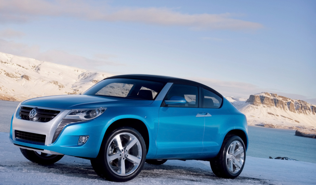 Синий Volkswagen 2006 года