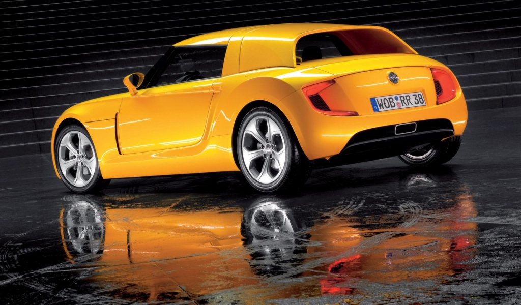 Volkswagen желтый