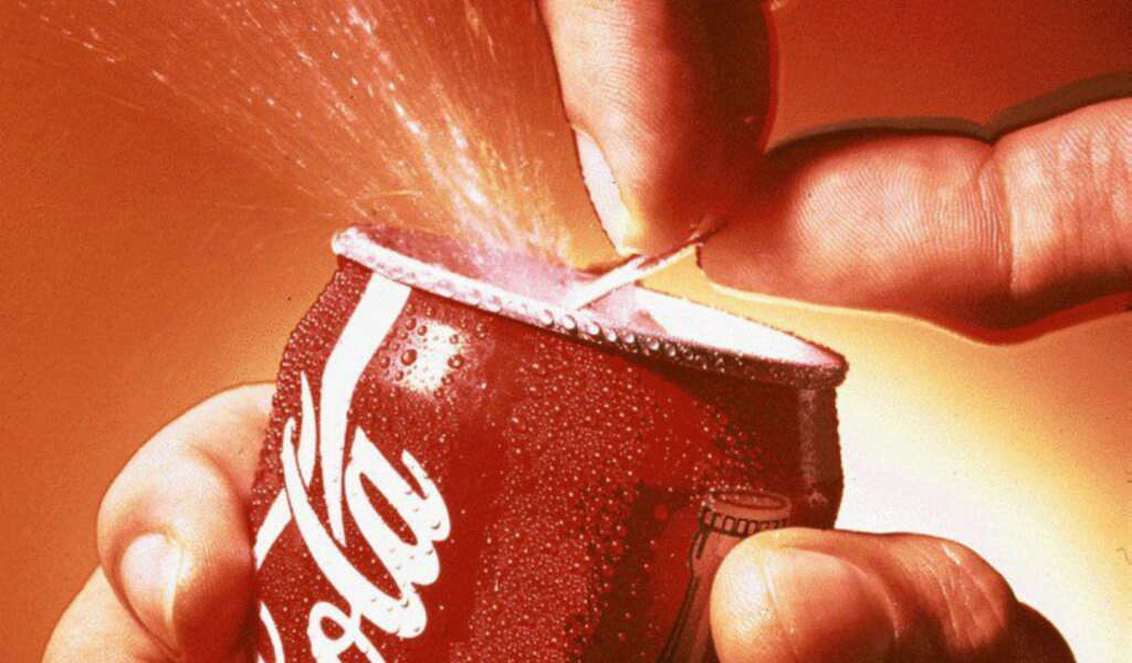 Банка coca cola