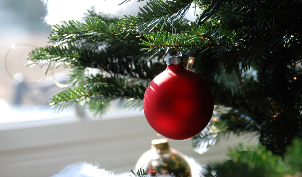 Красный шарик / Рождество