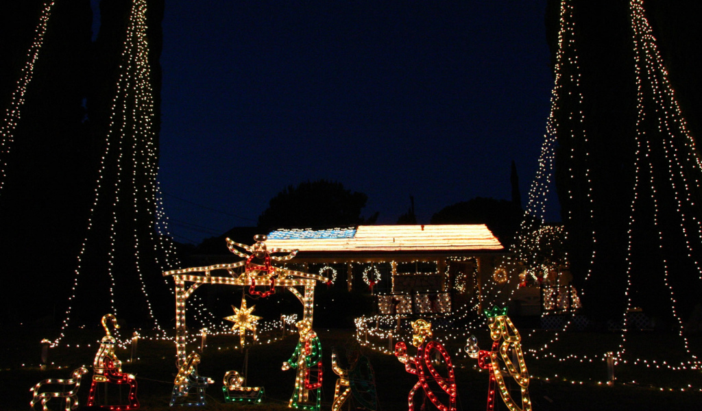 Светящиеся гирлянды / Рождество