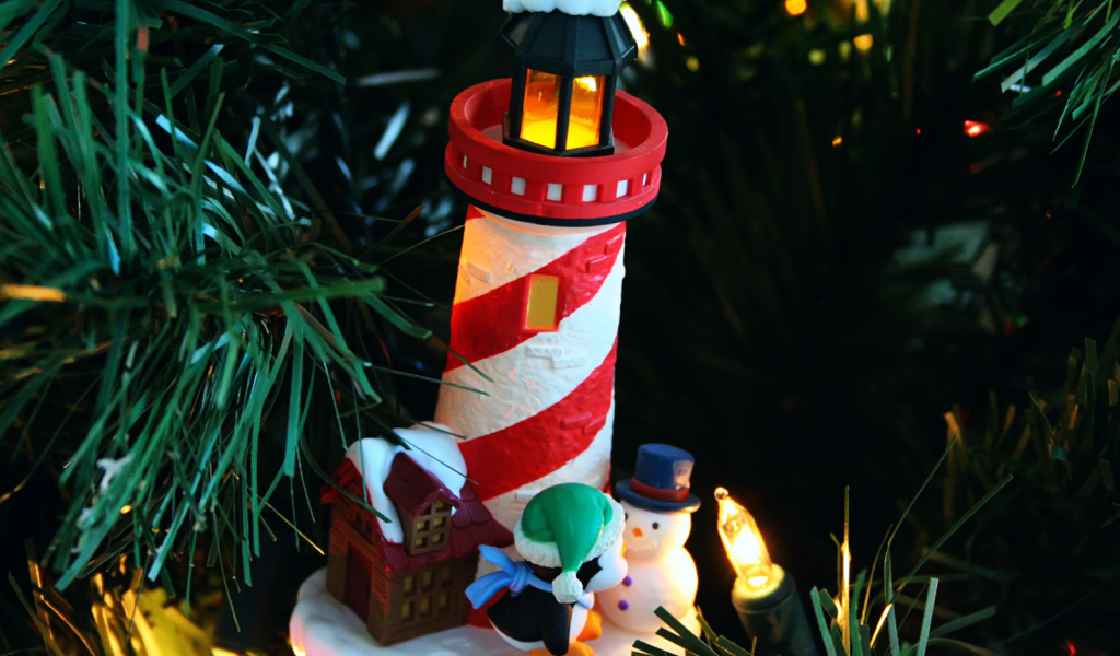 Toy lighthouse / Christmas