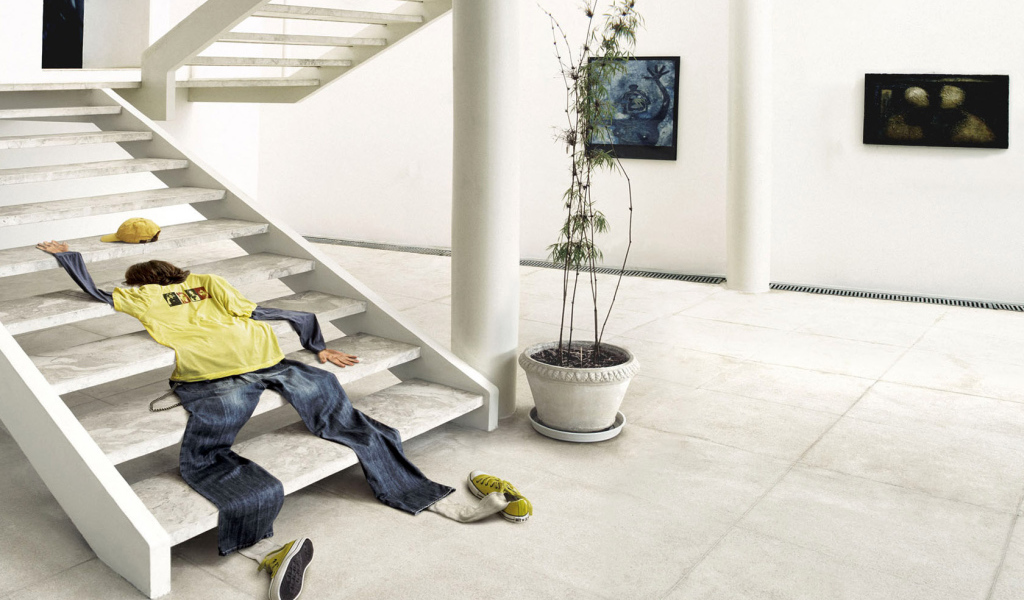 Человек раздавленный в лепешку