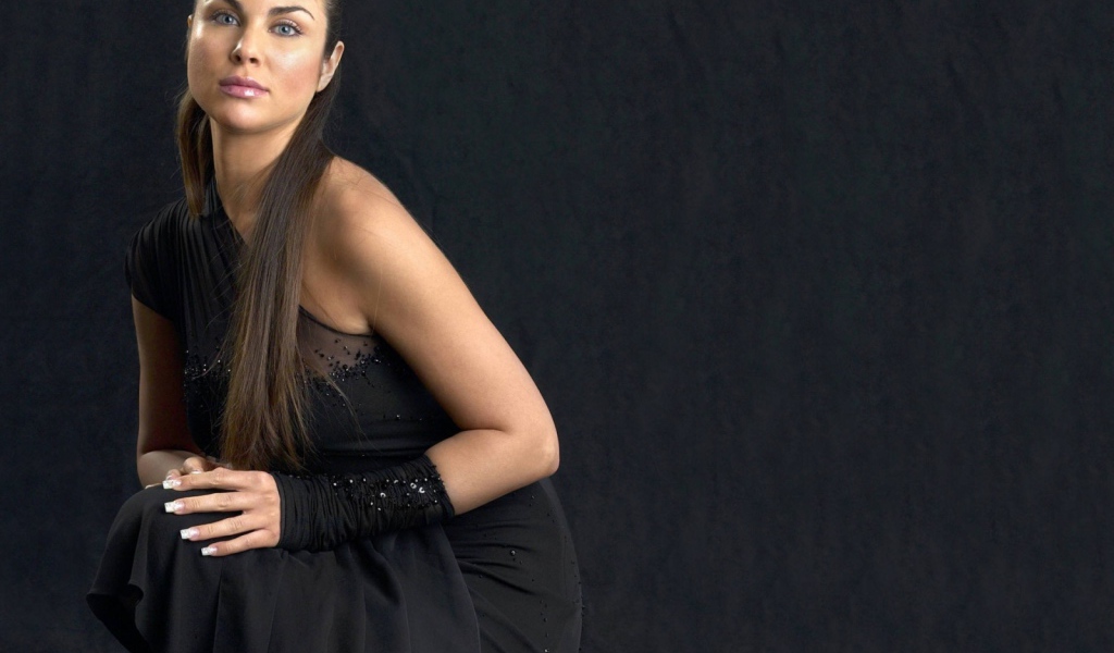 Надя Бьорлин / Nadia Bjorlin