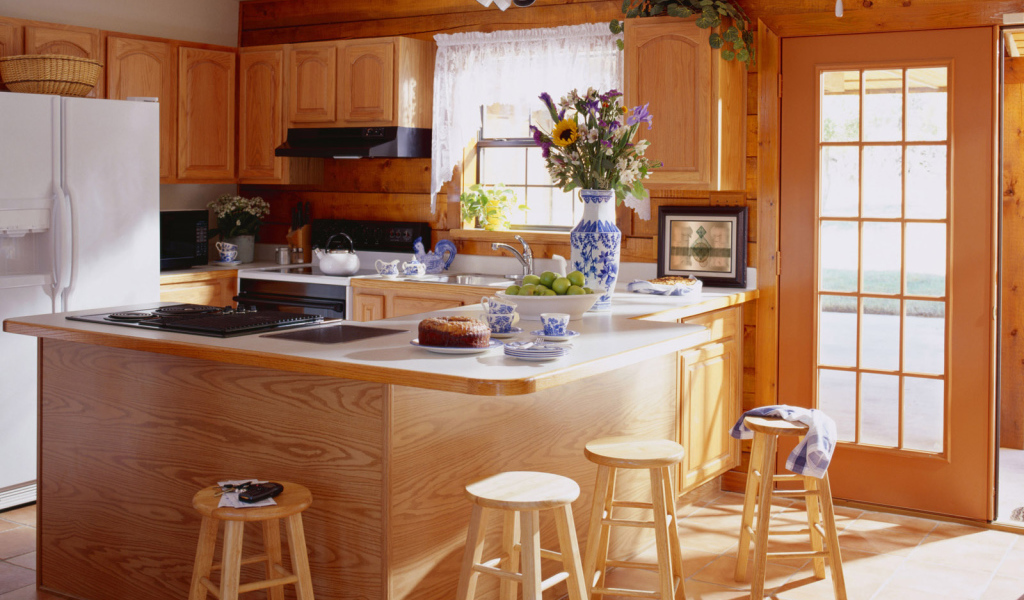Дизайн кухни под дерево