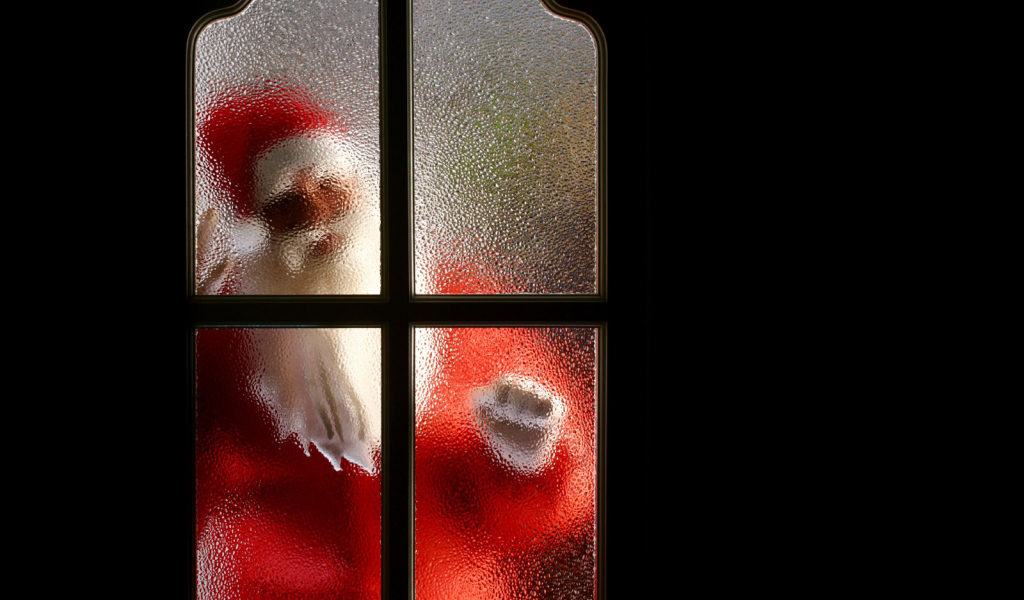 Санта за окном