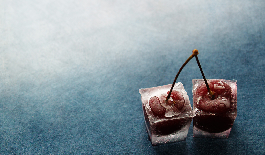 Вишня во льду