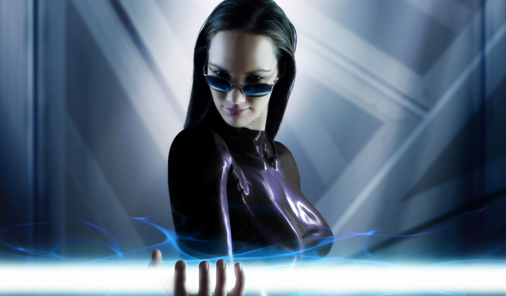 Девушка и лазер