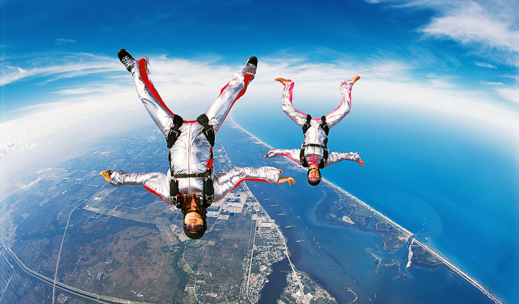 Скайдайвинг