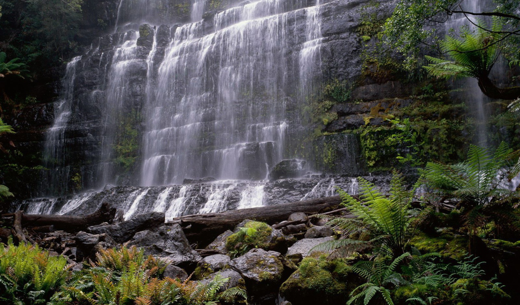 Водопад Рассел Фолс