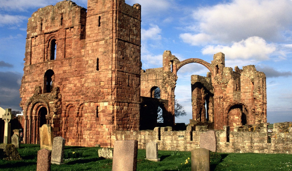 Монастырь Lindisfarne