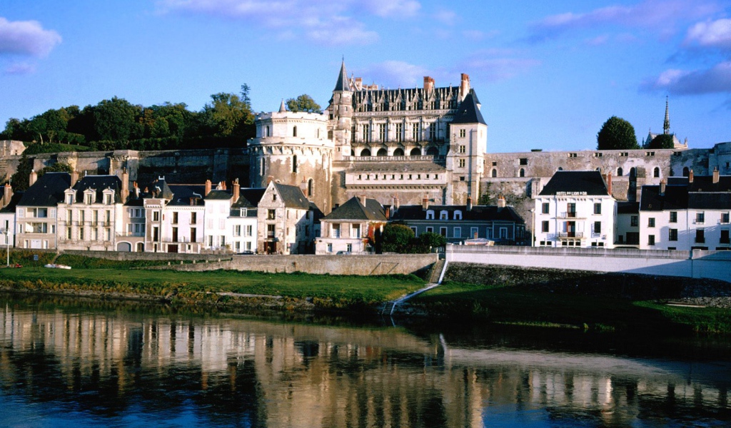 Городок во Франции