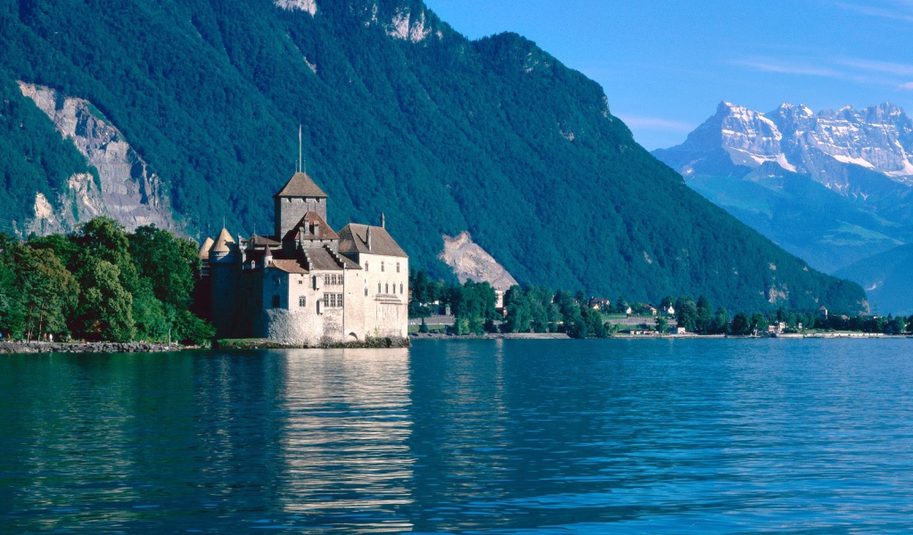 Замок de Chillon, Озеро Женева