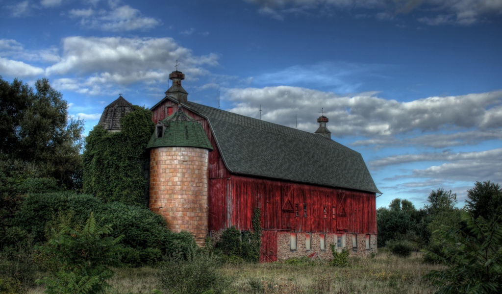 Старый красный сарай, США