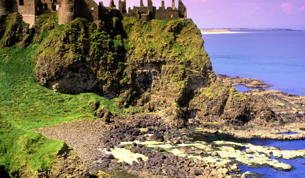 Замок Dunluce