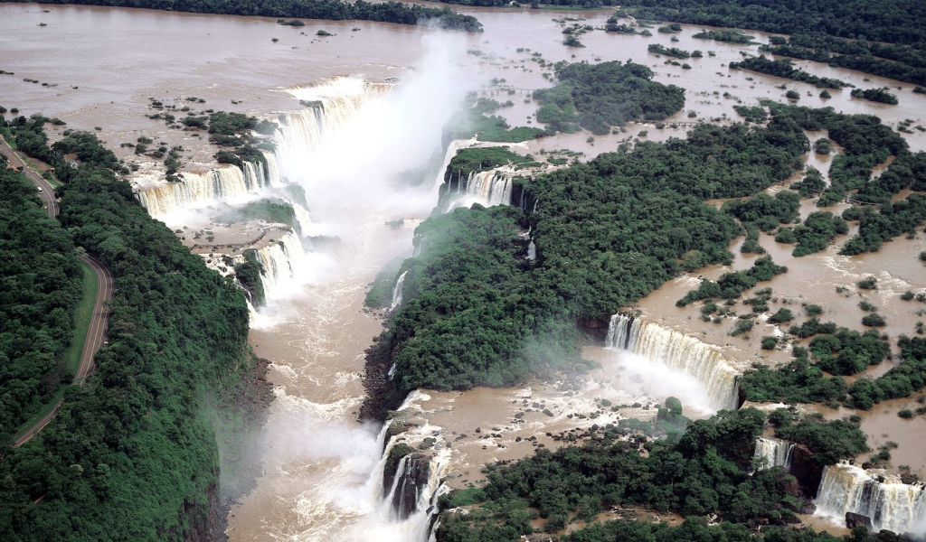 Водопад Игуасу Фолс