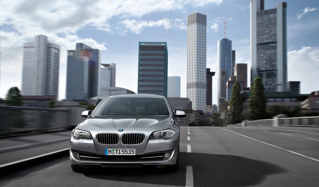 BMW 5 серии 2011