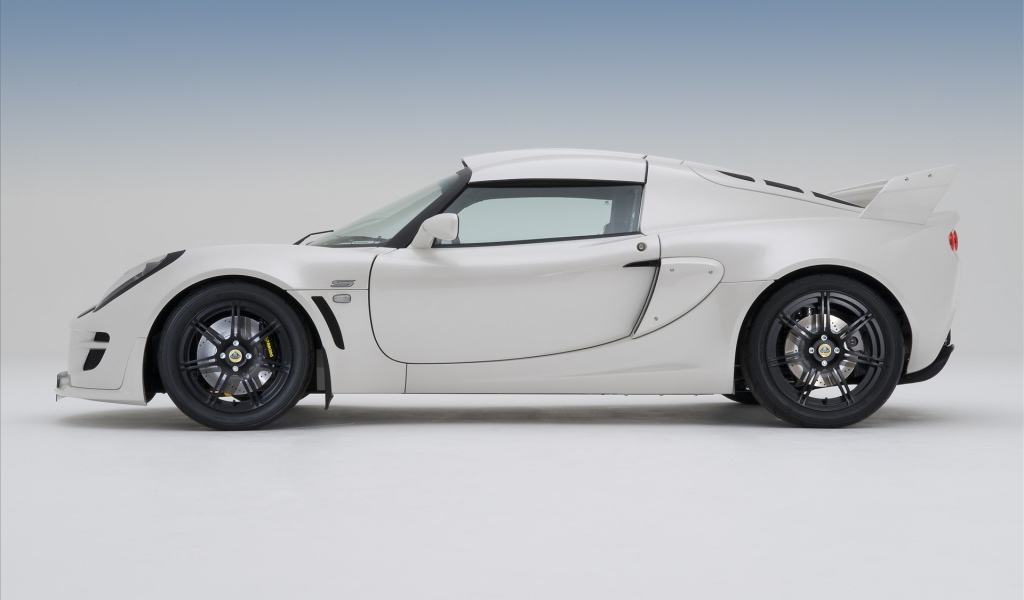 Спорткар Lotus Exige S
