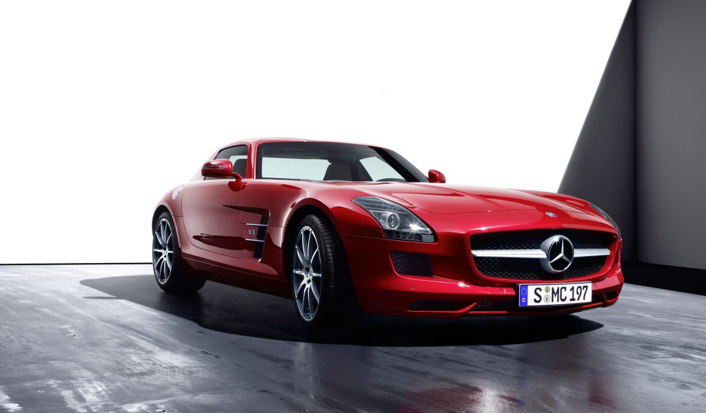 Мерседес 6.3