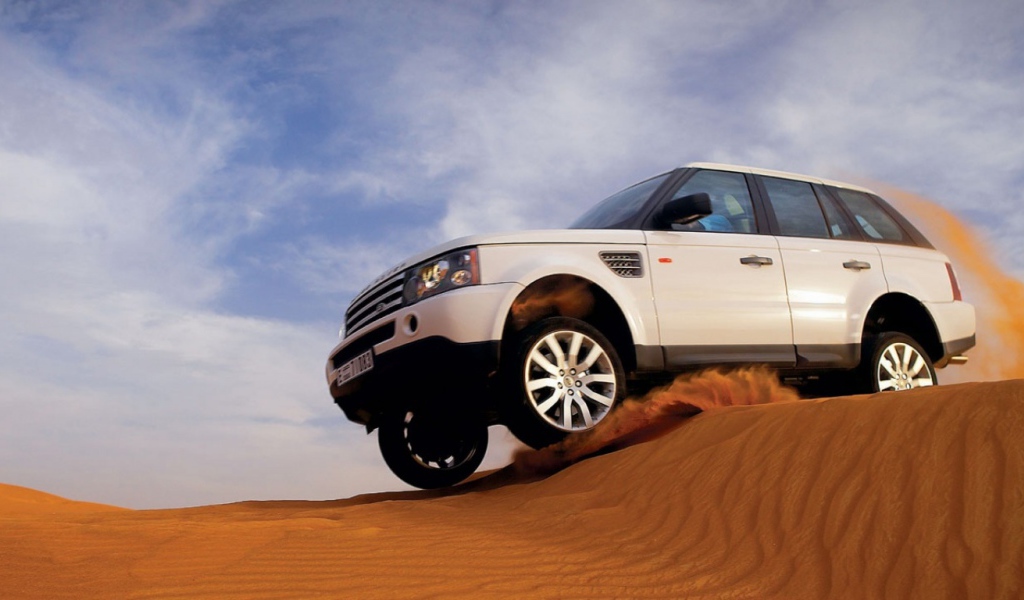 Езда по пустынным дюнам