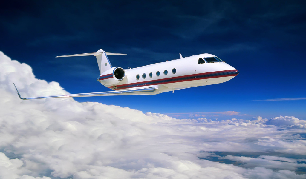 Небольшой гражданский самолет