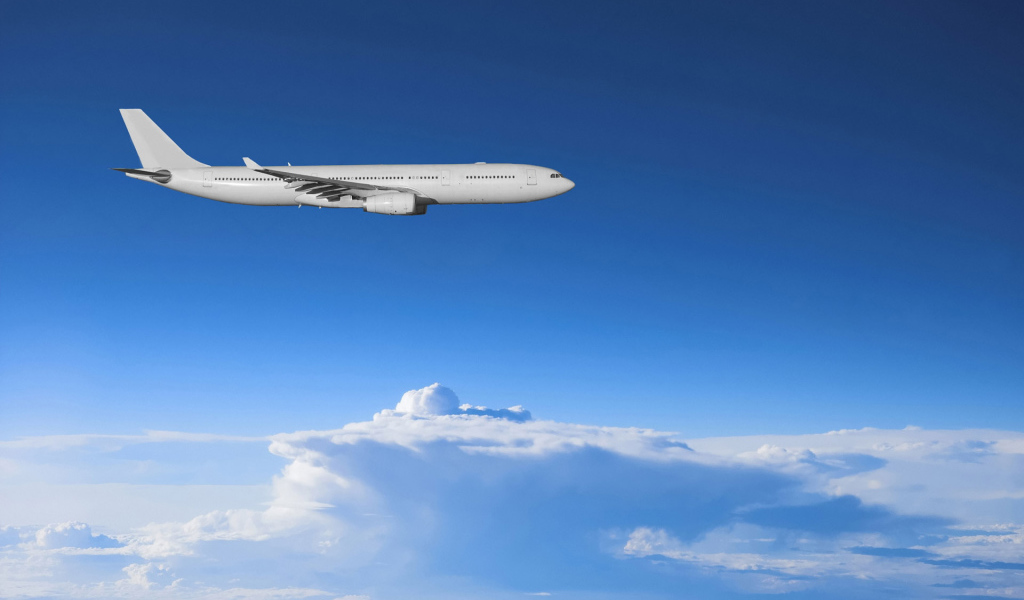 Высоко над облаками