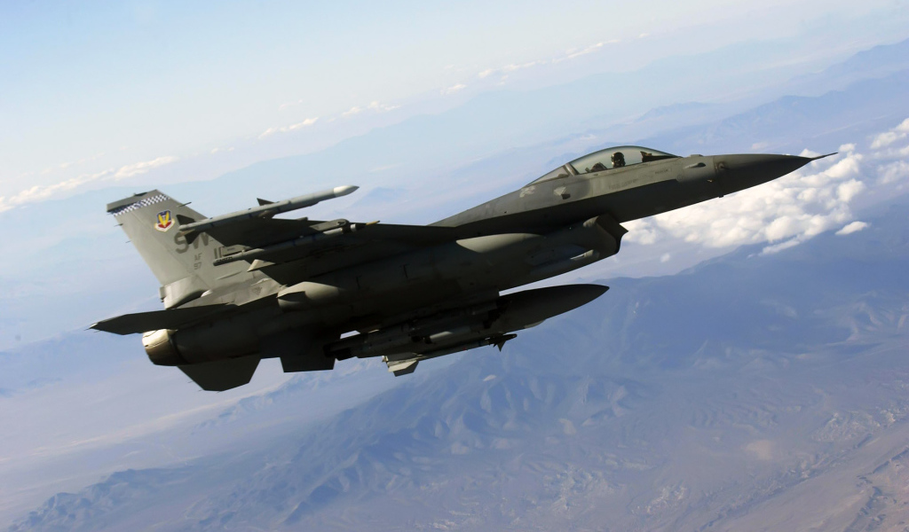 Военная авиация / Истребитель