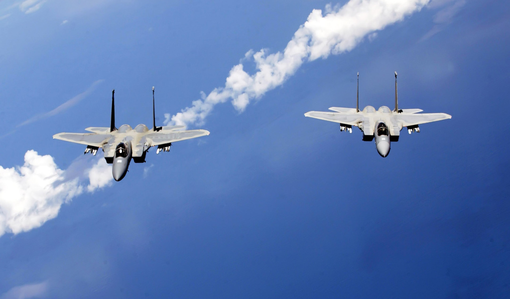 Военная авиация / истребители в небе