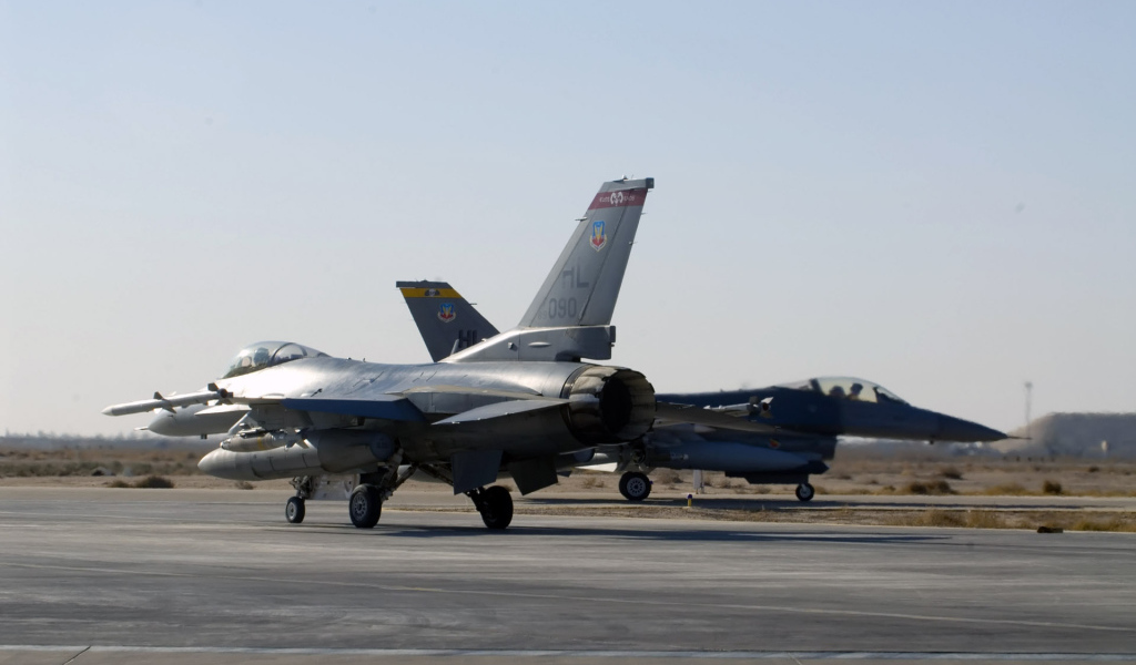 Военная авиация / подготовка ко взлету