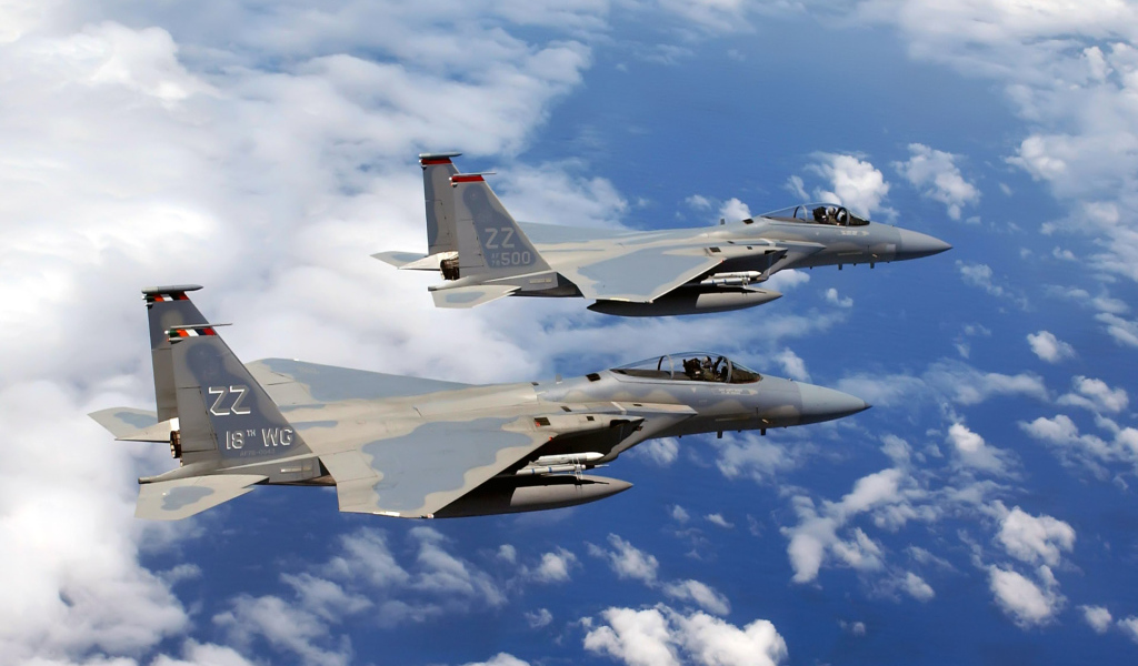 Военная авиация / два истребителя