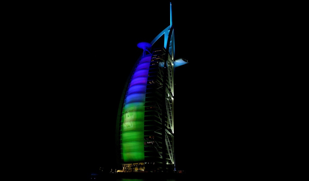 Персидский парус