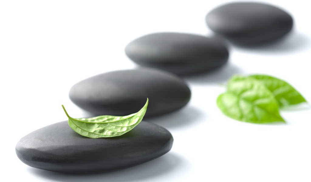 Черная галька