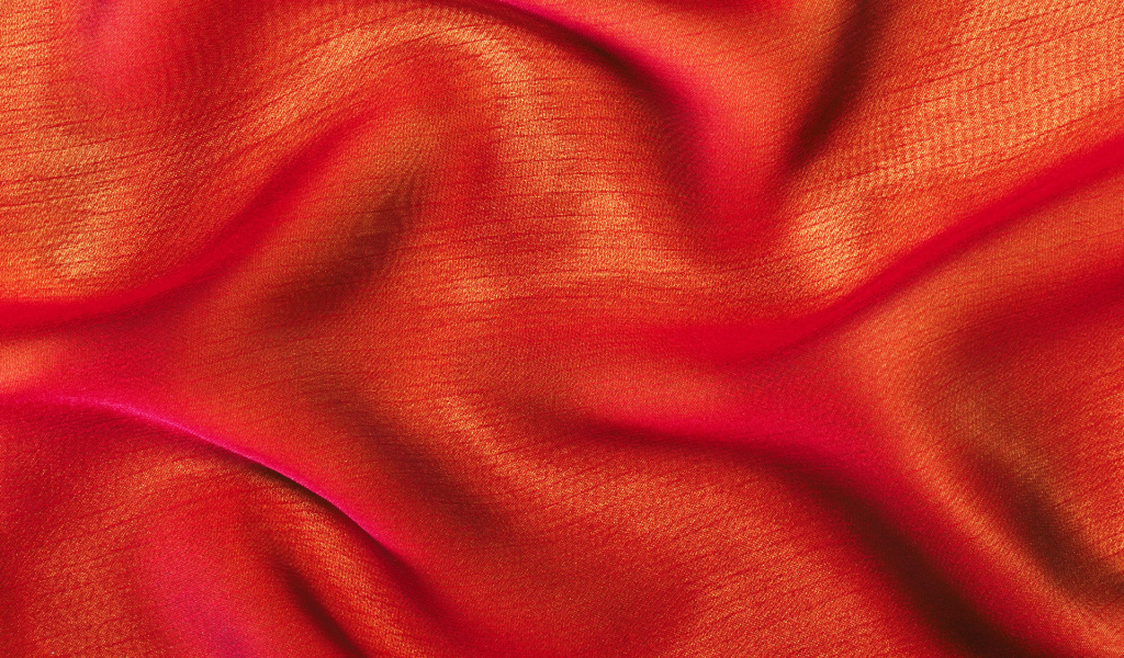 Красный шелк