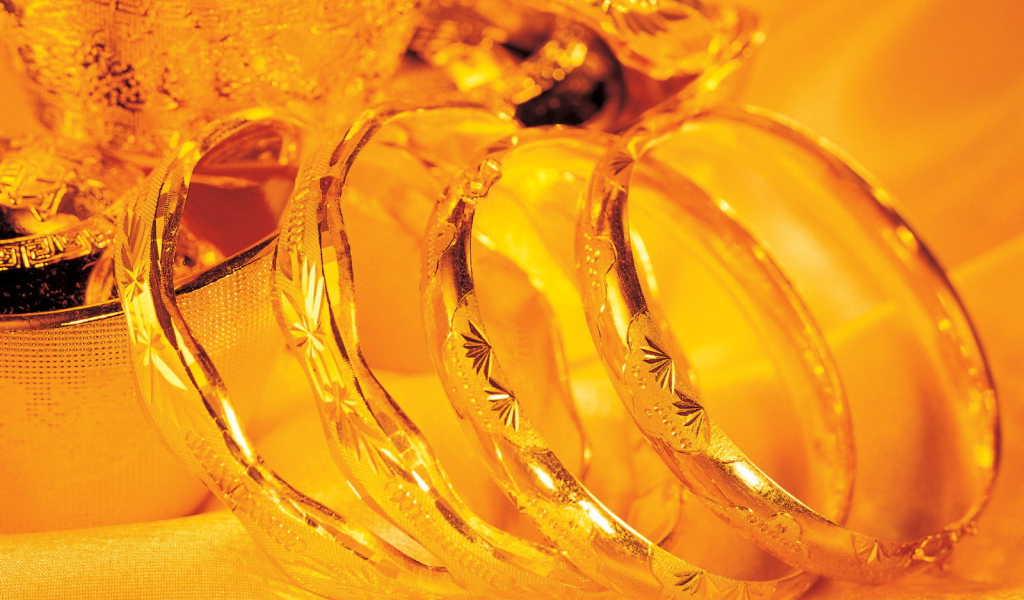 Золотые украшения