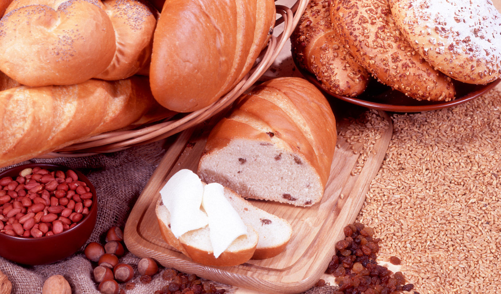 Хлеб и орехи