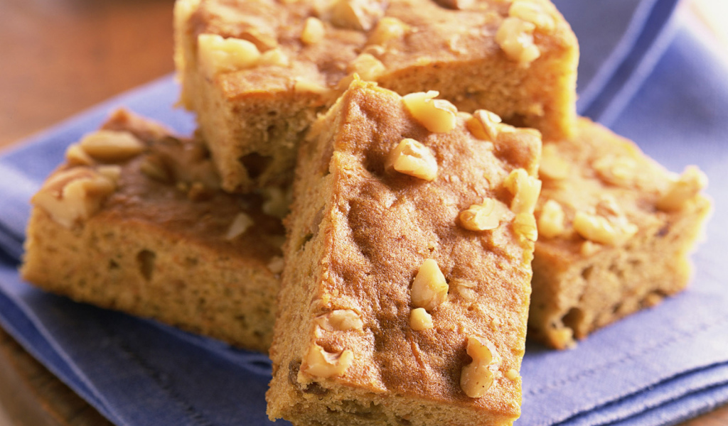 Пирог с грецкими орехами