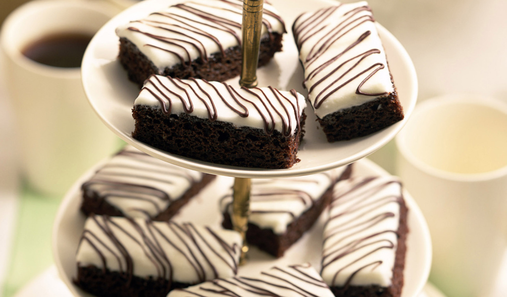 Шоколадное пирожное