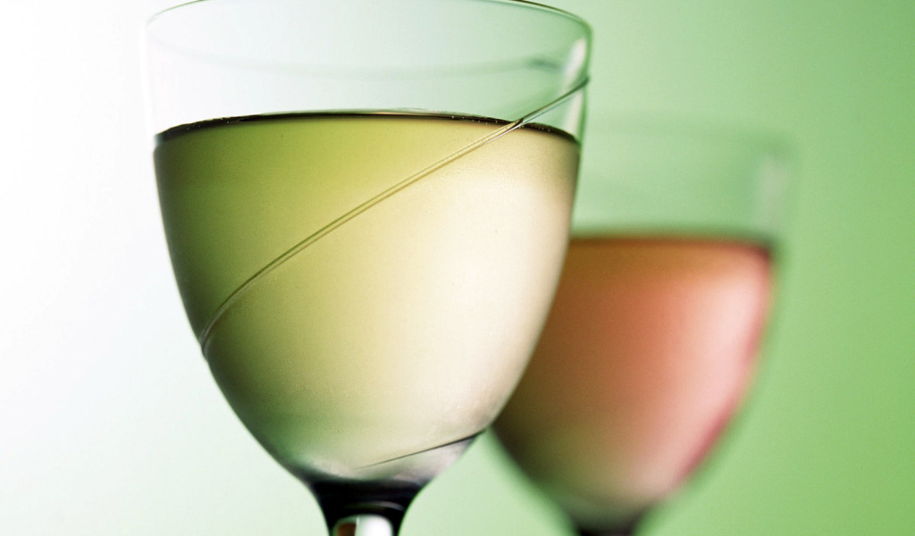 Бокалы вина