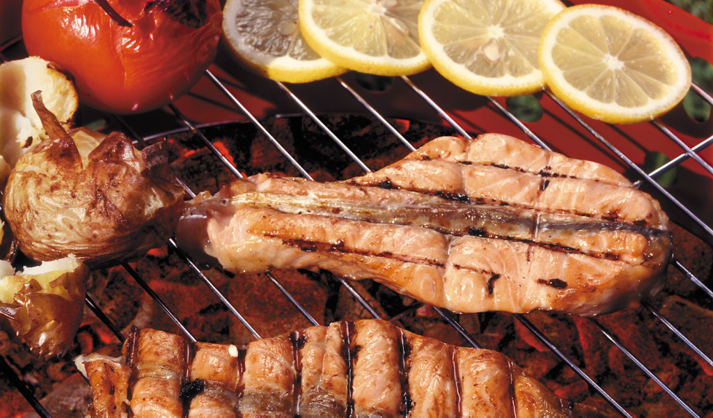 Жареное мясо с лимоном