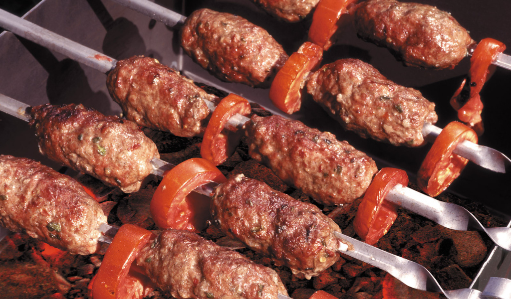 Шашлык с помидорами