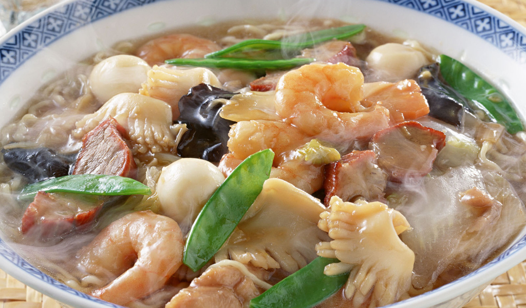 Вкусный суп из морепродуктов