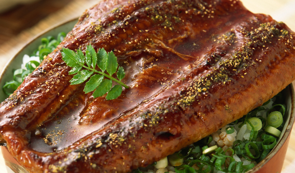 Рыба приправленная луком