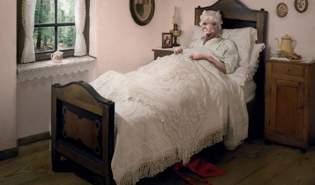 Странная бабушка