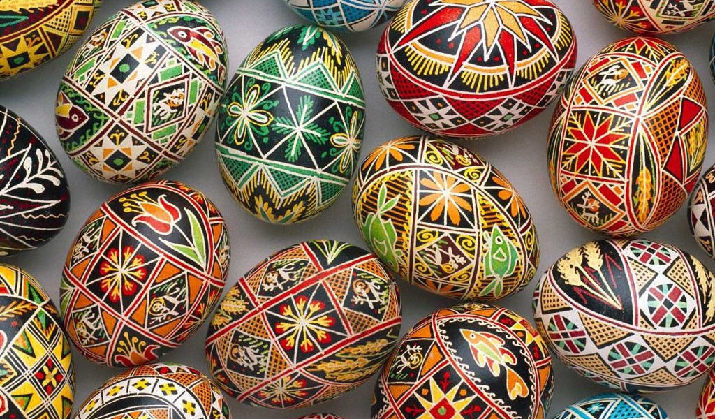 Узоры на Пасхальных яйцах