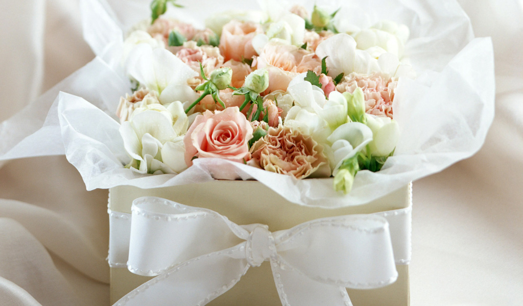 Коробка с цветами