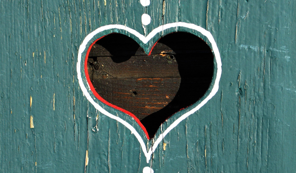 Памятный знак любви в День Влюбленных