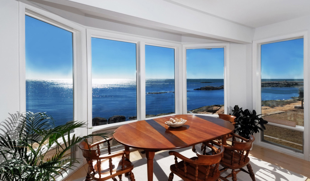 Столовая с невероятно красивым видом
