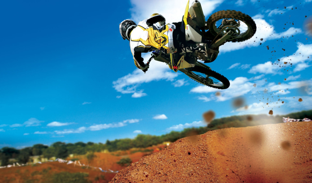 Прыжок на мотоцикле