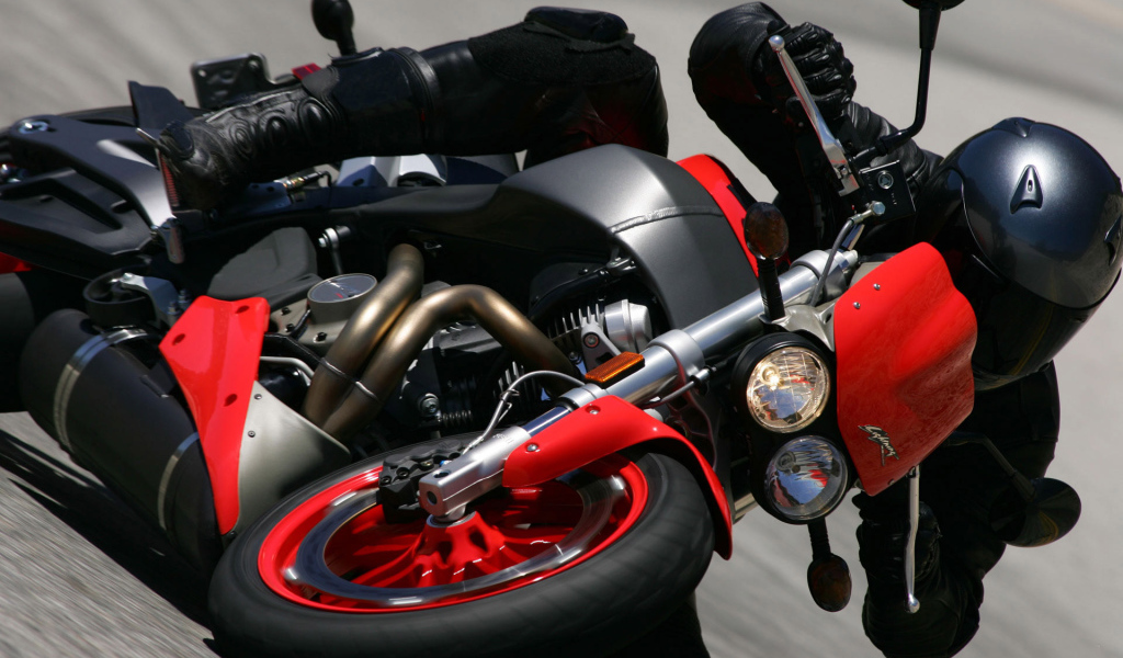 Мощь спортивного мотоцикла